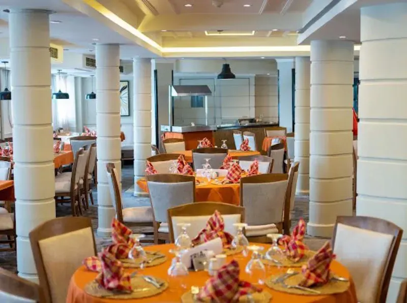 Nile Paradise Restaurant Dining | Egypt For Travel